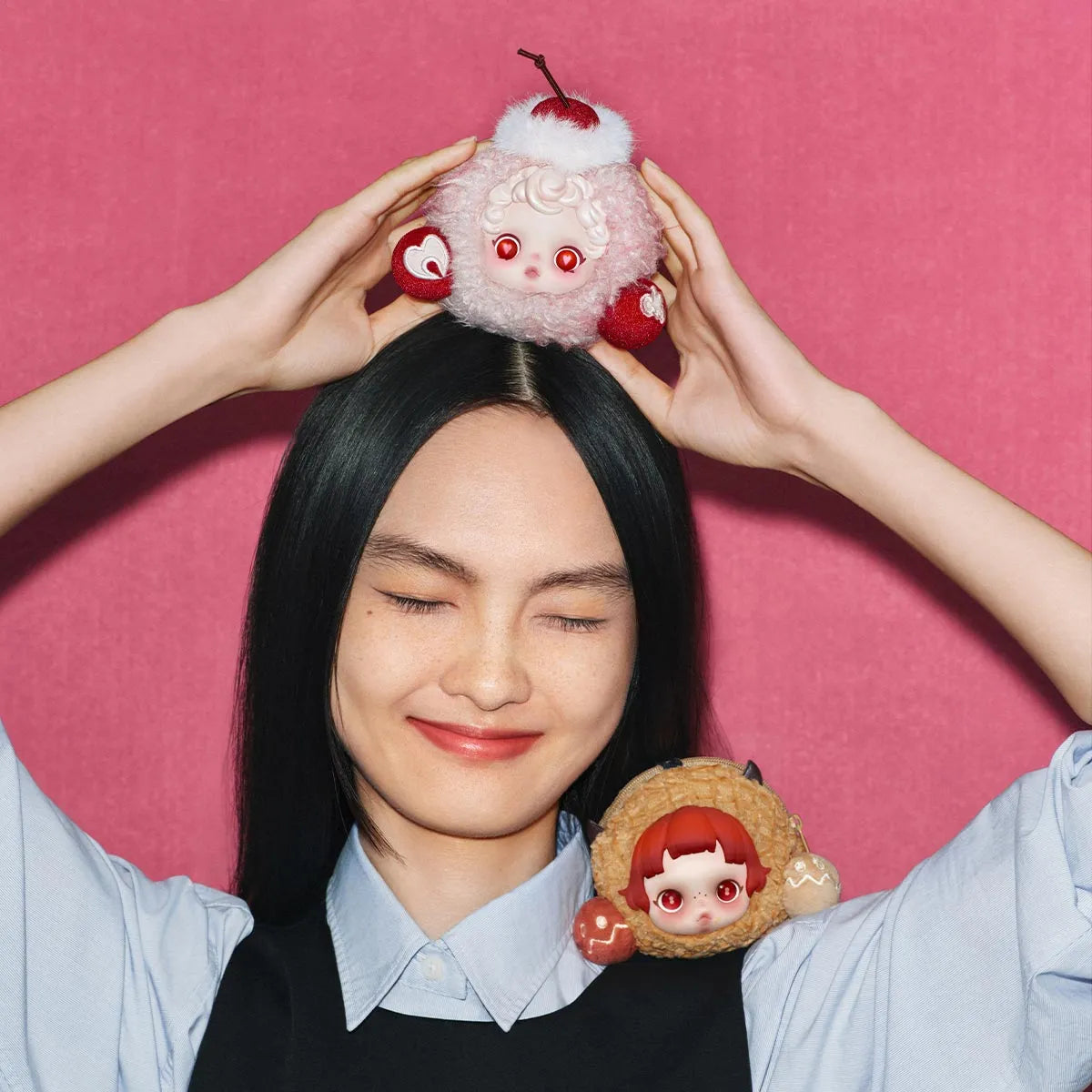 POPMART SKULLPANDA You Found Me Series Earphone Bag