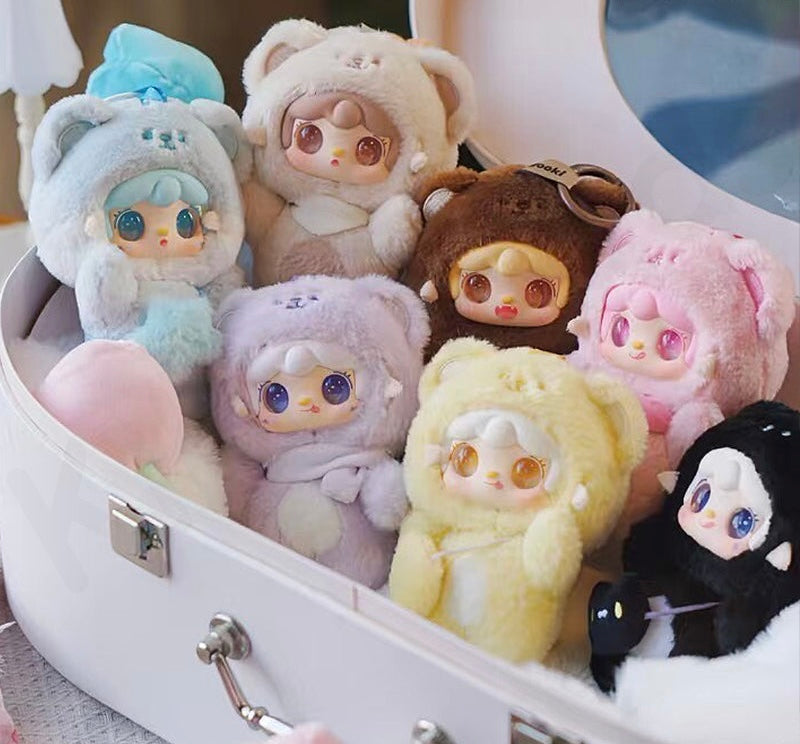 Yooki V4 Take A Bite Of Bear Series