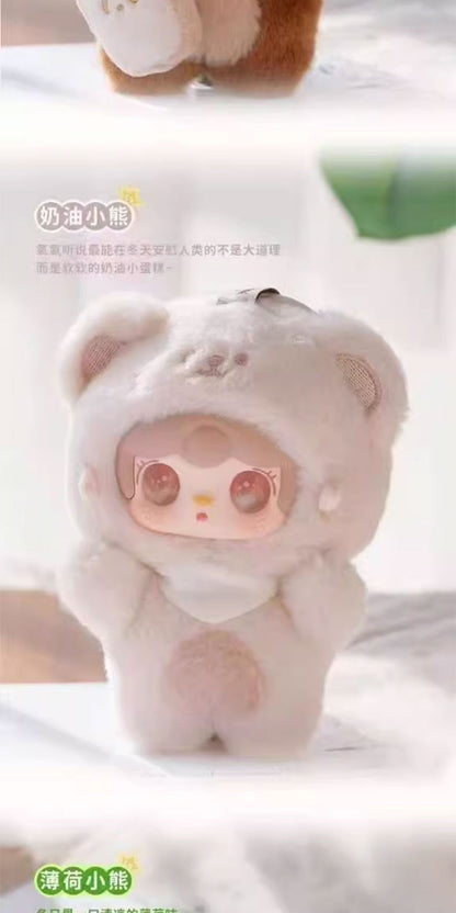 Yooki V4 Take A Bite Of Bear Series